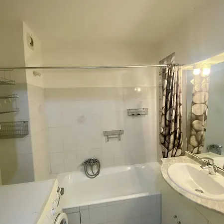 F1 Nice Ouest, Terrasse Vue Mer, Wifi Exterior photo